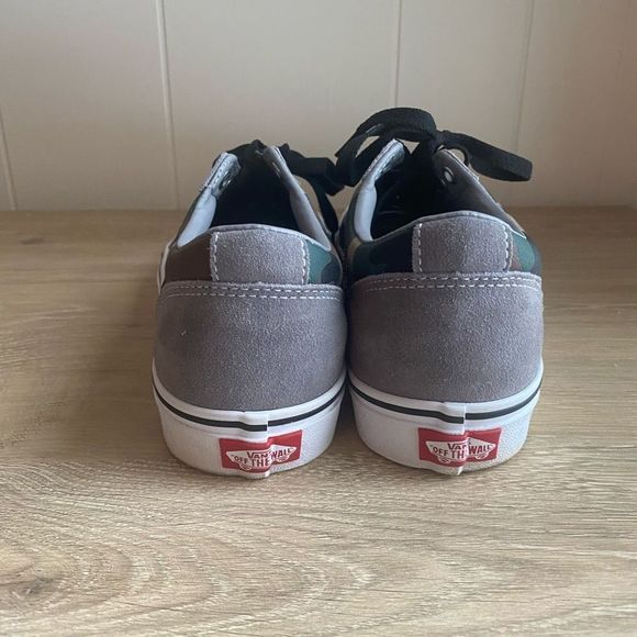 VANS Ward Camo-Frost Grey Men’s 9.5  -  $312 on STOCK X!!! - Picture 4 of 11